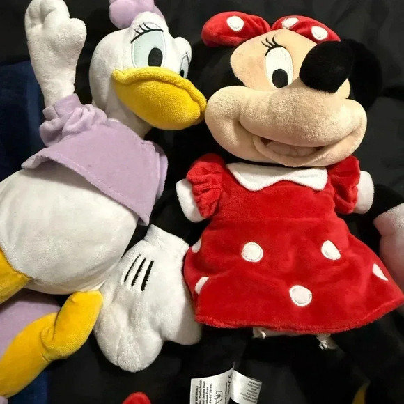 Minnie Mouse Daisy Duck BFF Pair - Picture 3 of 6